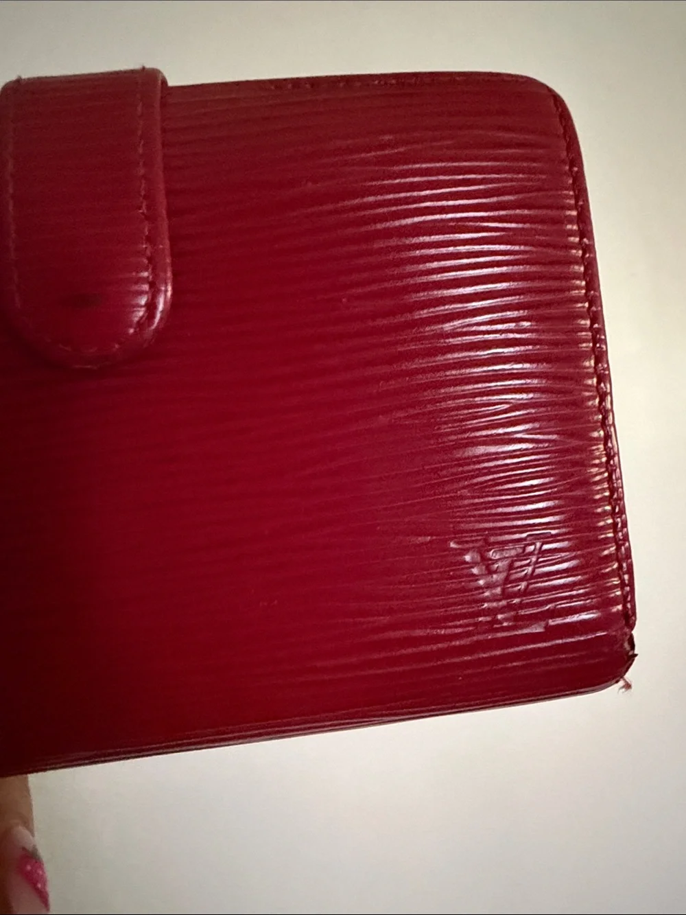 Louis Vuitton Red Epi Porte monnaie billets viennois kiss lock Wallet